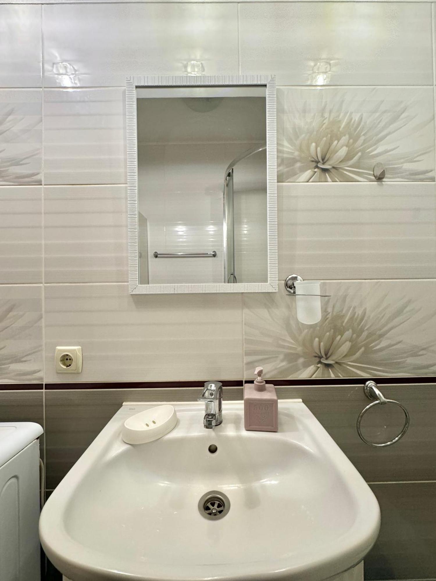 Apartpoltava 100 Квадратних Метрів Затишку В Серці Полтави, Корпусний Парк, Банківський Чек 외부 사진